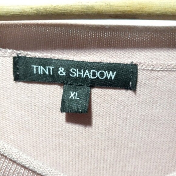 Tint & Shadow Knit Sweater-Size XL-Soft Pink-L/S- Button Detail - Casual - Picture 5 of 7